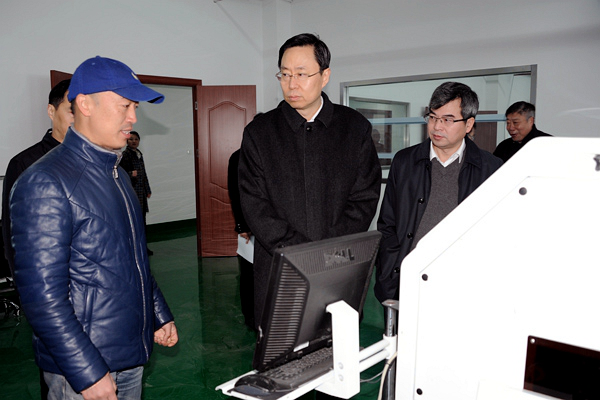 泰州市委書(shū)記、市人大常委會(huì)主任藍(lán)紹敏蒞臨公司調(diào)研項(xiàng)目建設(shè)情況